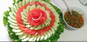 Hướng dẫn làm Salad cà chua dưa chuột tươi ngon