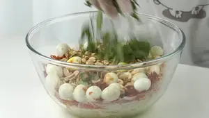 Cách làm bánh tráng trộn ngon tuyệt cú mèo - Hà Cooking