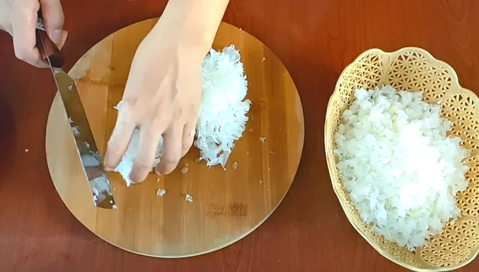 Cắt khóm thành hạt lựu.