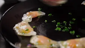Bánh Bột Lọc Trong Suốt, Mềm Dai - Bí Quyết Từ Cô Ba Bình Dương