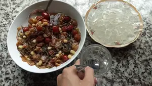 Cách làm chè nhãn nhục hạt sen táo đỏ thanh mát - siêu bổ dưỡng