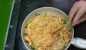 Mì Tôm Xào Ngon Đơn Giản - Ăn Sáng Nhanh Gọn