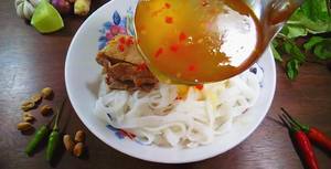 Cách làm Mì Quảng Vịt Phan Thiết ngon tuyệt đỉnh - Duyen's Kitchen