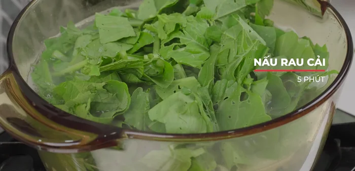 Nêm gia vị: mì chính, bột canh (261.82).