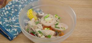 Canh Củ Sen Hầm Xương: Ngon, Bổ, Đẹp Da (Công Thức Chi Tiết)