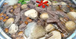 Lẩu bò nấm rơm sả - Món ngon ấm áp ngày lạnh