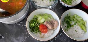Cách làm Bún Sườn Dọc Mùng ngon tuyệt, ăn 3 tô vẫn thèm!