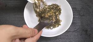 Cách nấu canh lá đắng ngon tuyệt cho người mới tập ăn