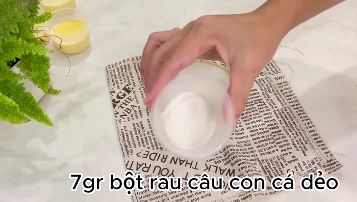 Trộn đường và bột rau câu.