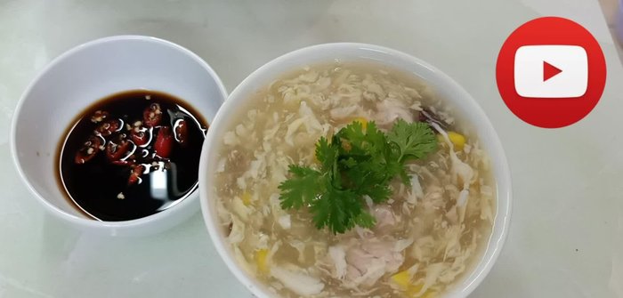 Chuẩn bị thịt cua: Luộc cua, bóc vỏ, lấy 300g thịt.