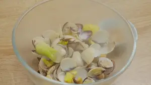 Cách hấp ngao ngon với sả dứa - Món ăn nhanh bổ dưỡng