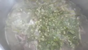 Cách nấu canh ngó khoai ngon tuyệt, không ngứa - Món ăn mát lành ngày hè