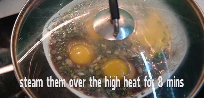 Hấp trong vòng 8 phút.