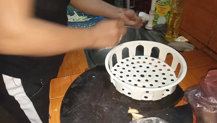 Thái lát sả và gừng. (51.899)