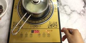 Cách nấu cháo lươn đậu xanh ngon, không tanh cho bé ăn dặm (7 tháng)
