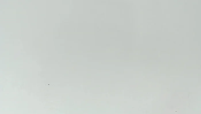 Cho ngô ngọt và cà rốt vào đun chín.