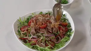 Gỏi bò rau mầm ngon tuyệt, công thức chi tiết từ Món Ngon Mỗi Ngày