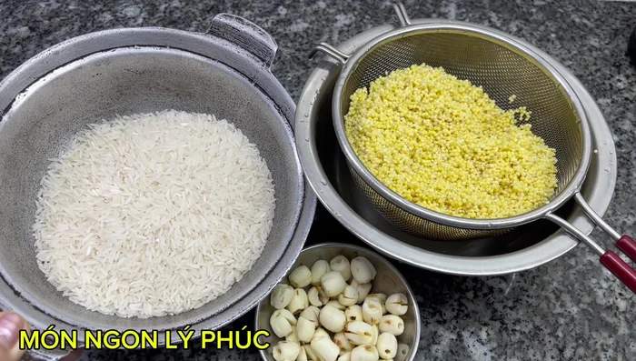 Rửa lại gạo. (375.4)