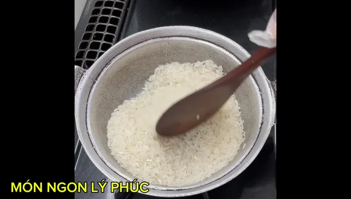 Rang gạo cho vàng thơm. (355.479)