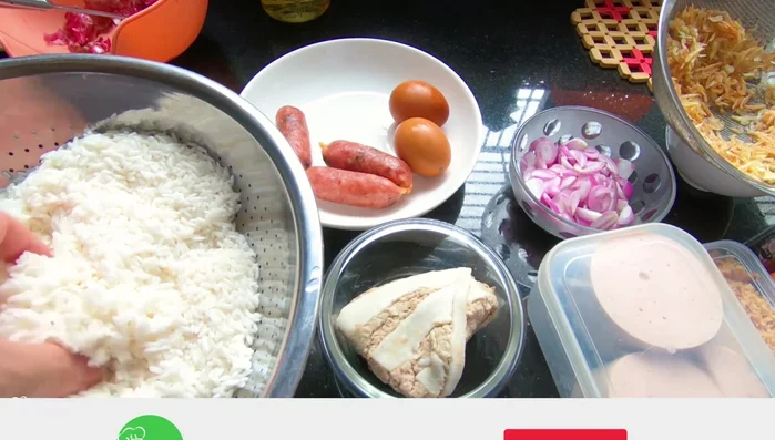 Vo sạch 400g nếp và để ráo.