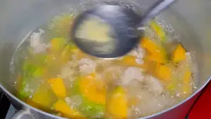 Canh Bí Đỏ Thịt Bằm - Món Ăn Dễ Nấu, Bổ Dưỡng