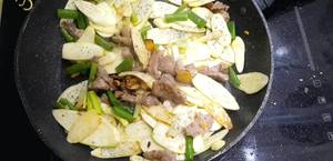 Cách Làm Củ Niễng Xào Thịt Bò - Đặc Sản Miền Bắc