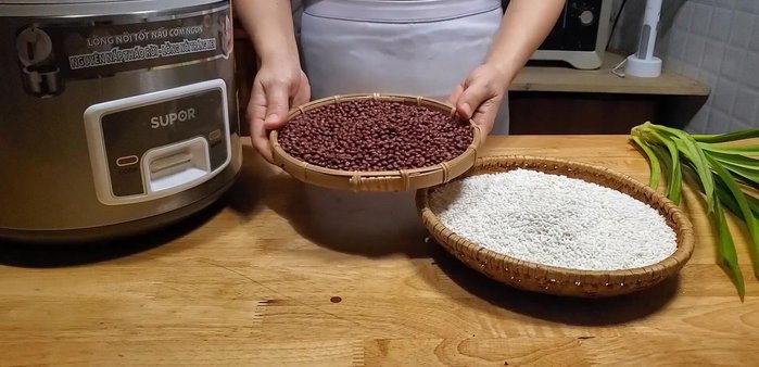 Ngâm đậu đỏ từ 6-8 tiếng hoặc qua đêm (80.56)