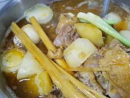 Cách làm Gà Hầm Sả ngon tuyệt, đổi món bữa cơm gia đình
