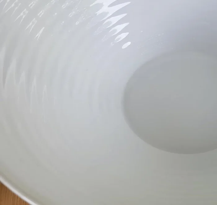Đun sôi 1 lít nước, nêm nửa muỗng cà phê muối.