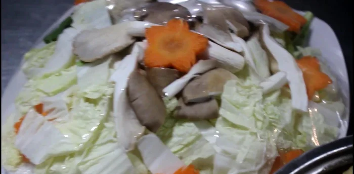 Trang trí và thưởng thức.