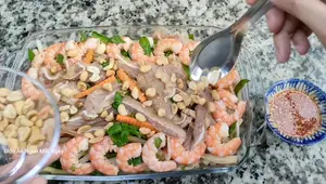 Cách làm Gỏi Ngó Sen Tôm Tai Heo Chua Ngọt siêu ngon