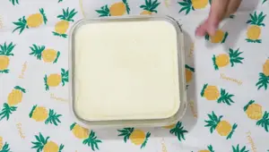Cách làm kem dưa lưới ngon tuyệt tại nhà - Mịn như da em bé
