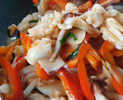 Mực xào bơ tỏi giòn ngon, không ra nước - Món ngon dễ làm